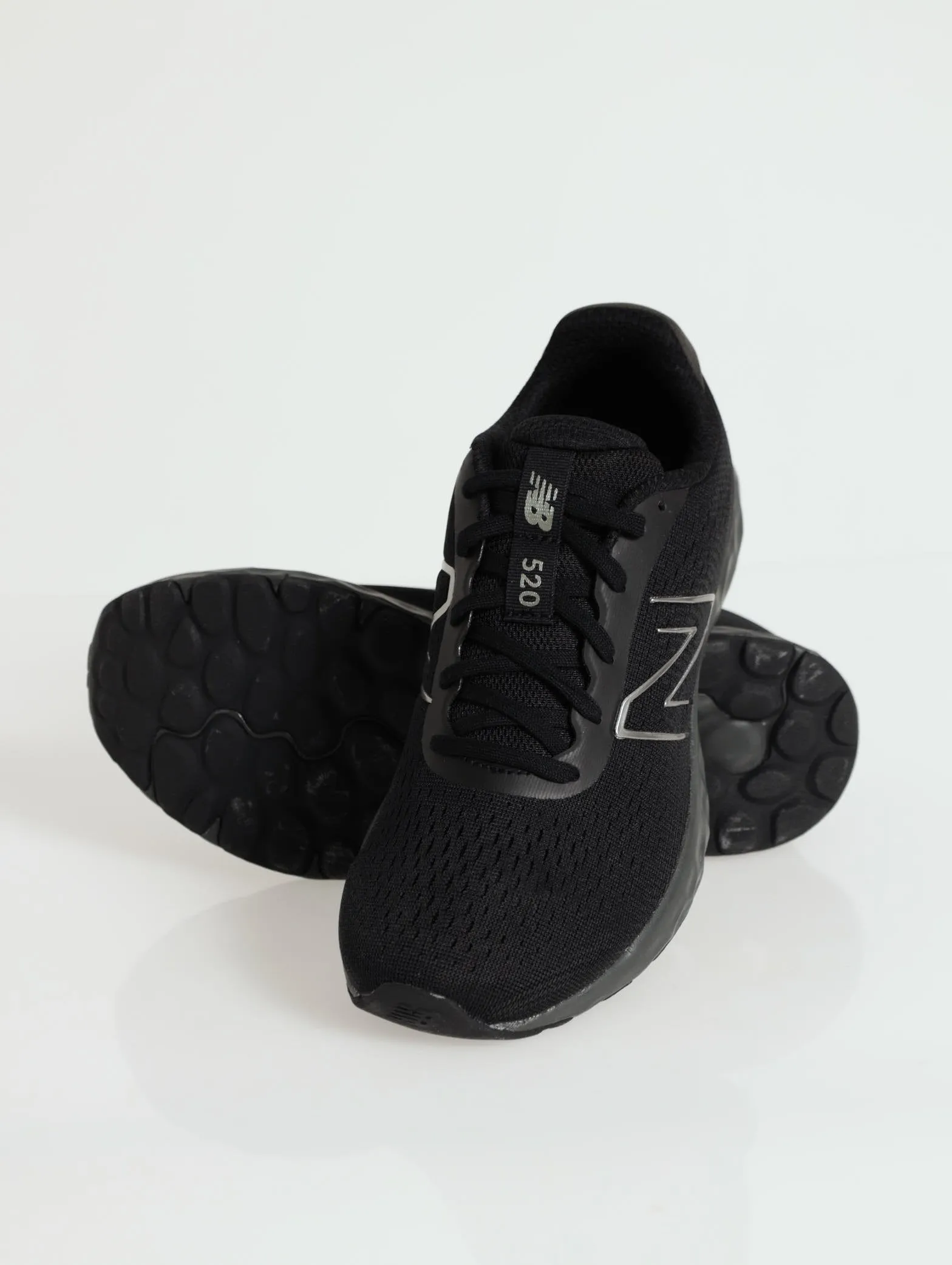 520 Trainer - Black