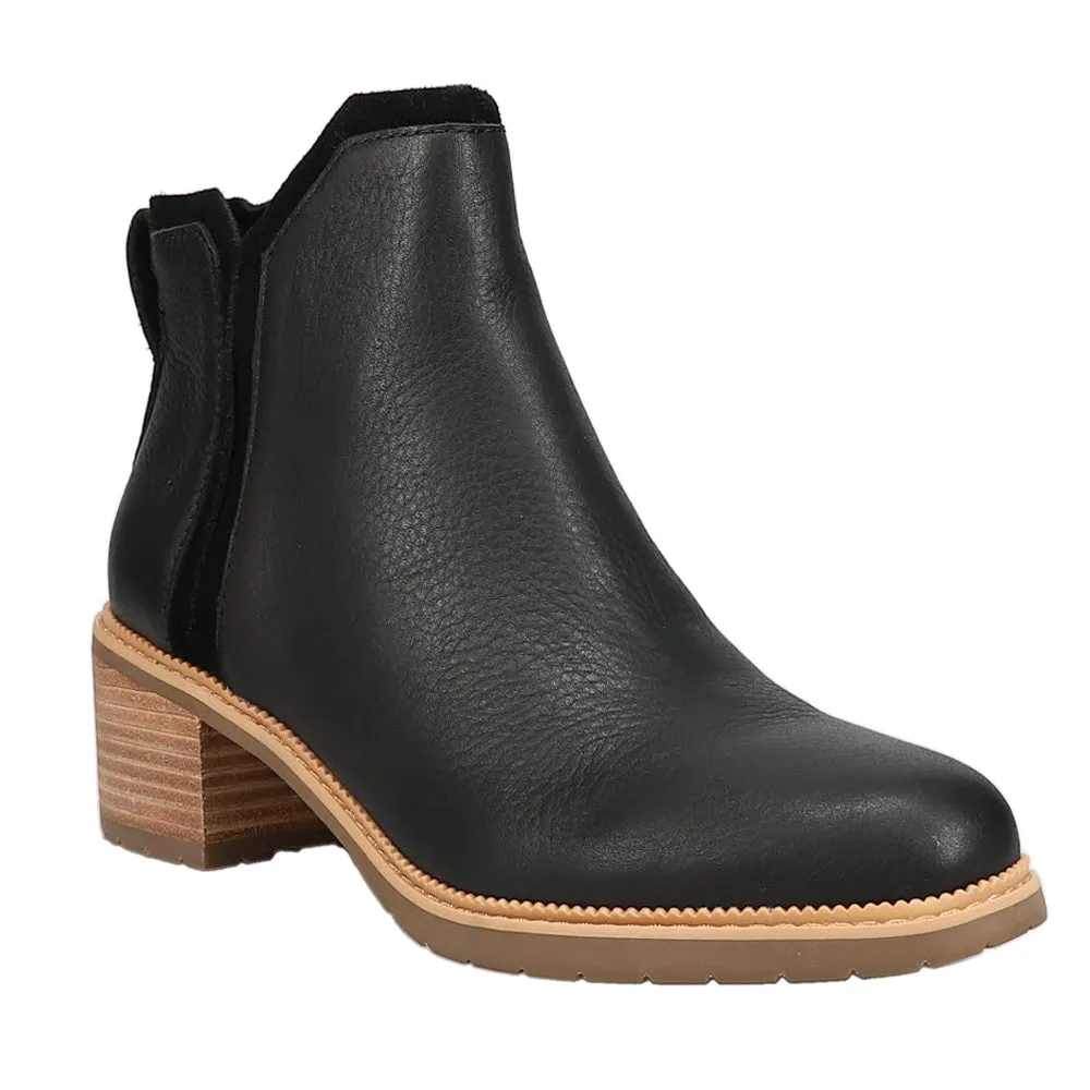 Hailey Round Toe Pull On Booties