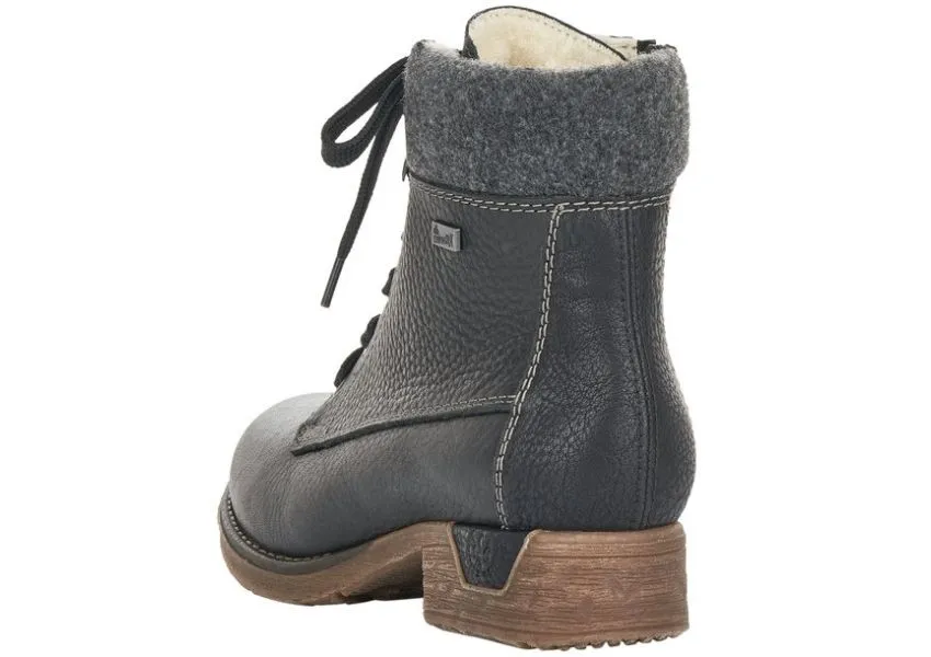 Michigan Black Leather Water-Resistant Ankle Boot
